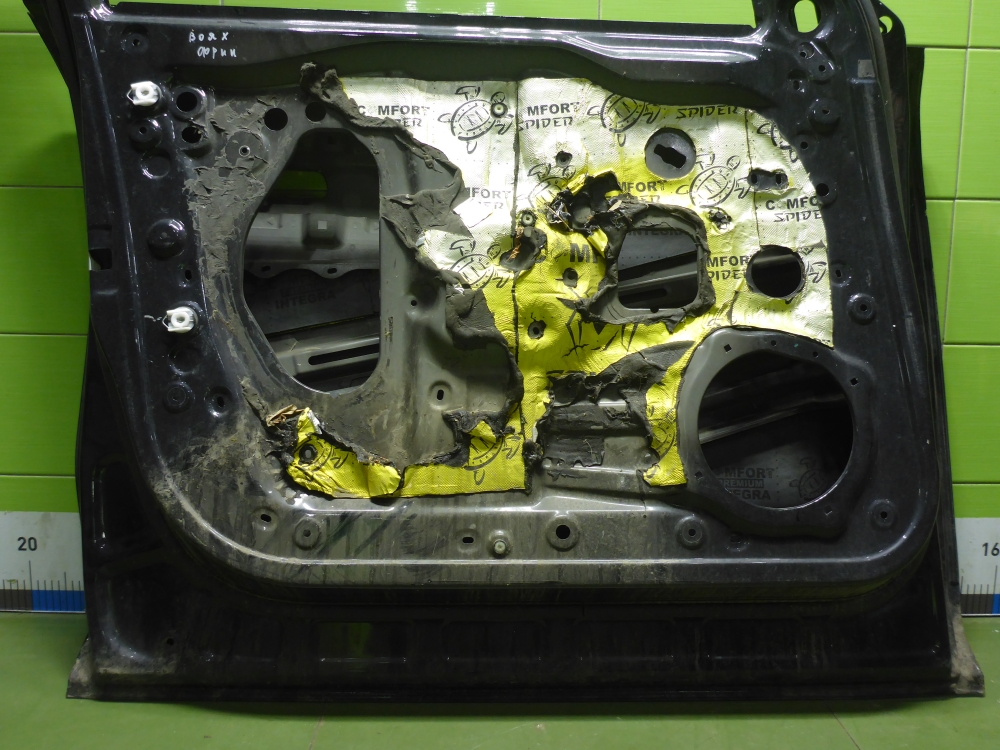 Дверь передняя левая