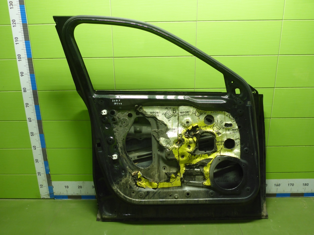 Дверь передняя левая