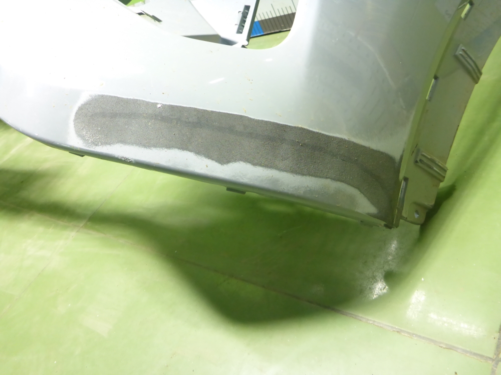 Бампер передний