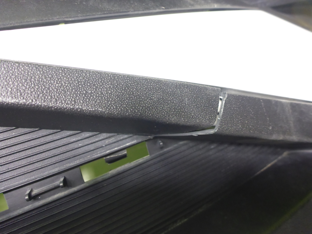 Бампер передний