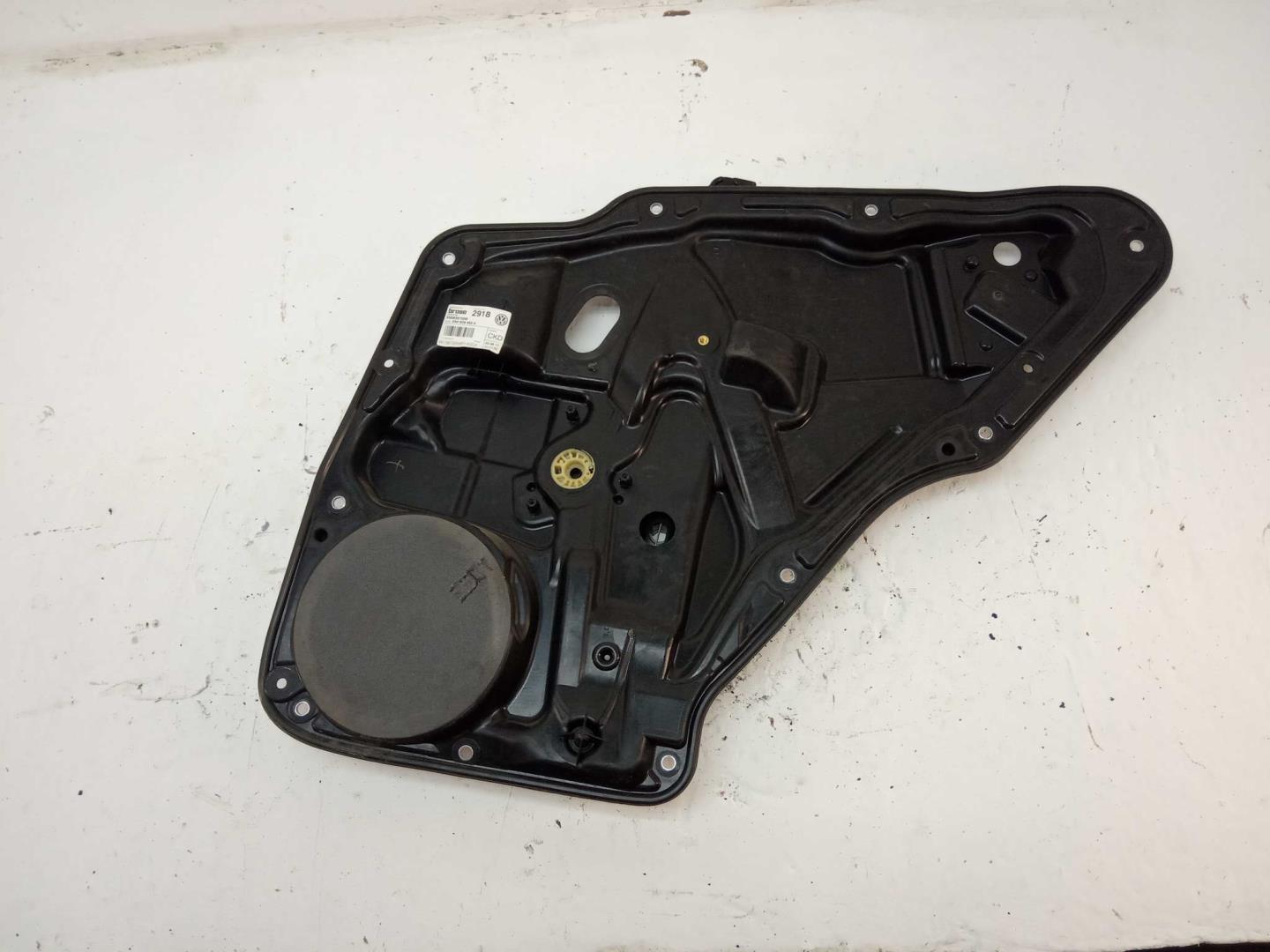 Стеклоподъемник электр. задний правый