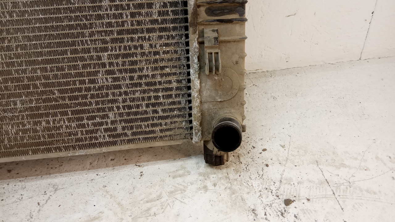 Радиатор основной