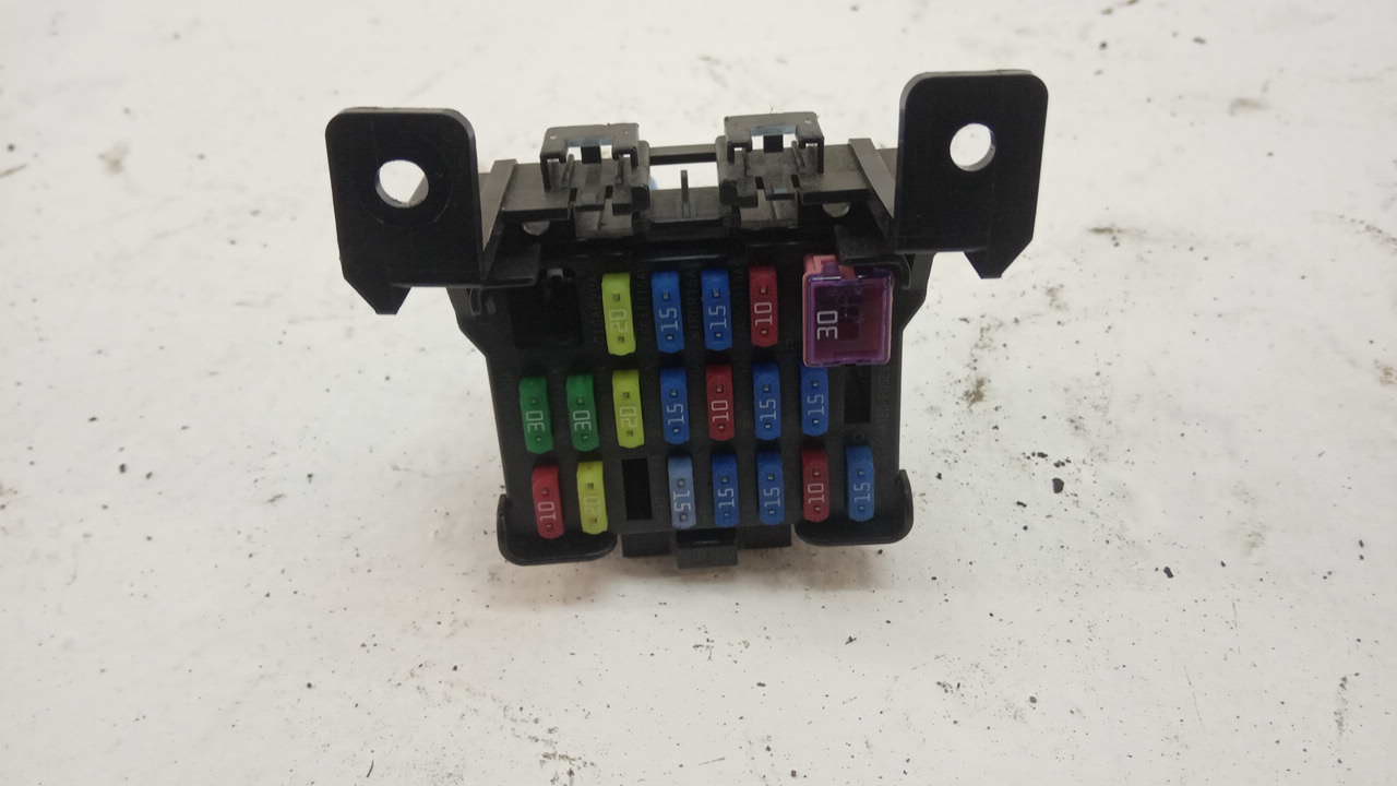 Блок предохранителей