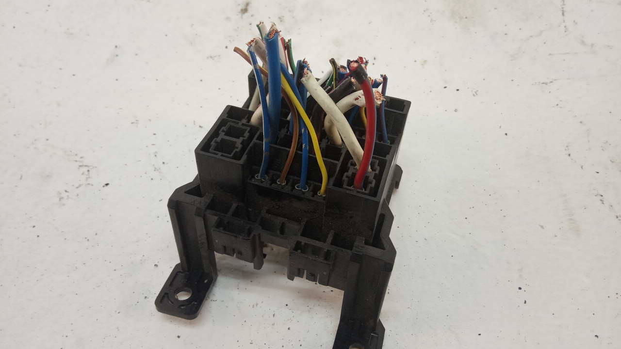 Блок предохранителей