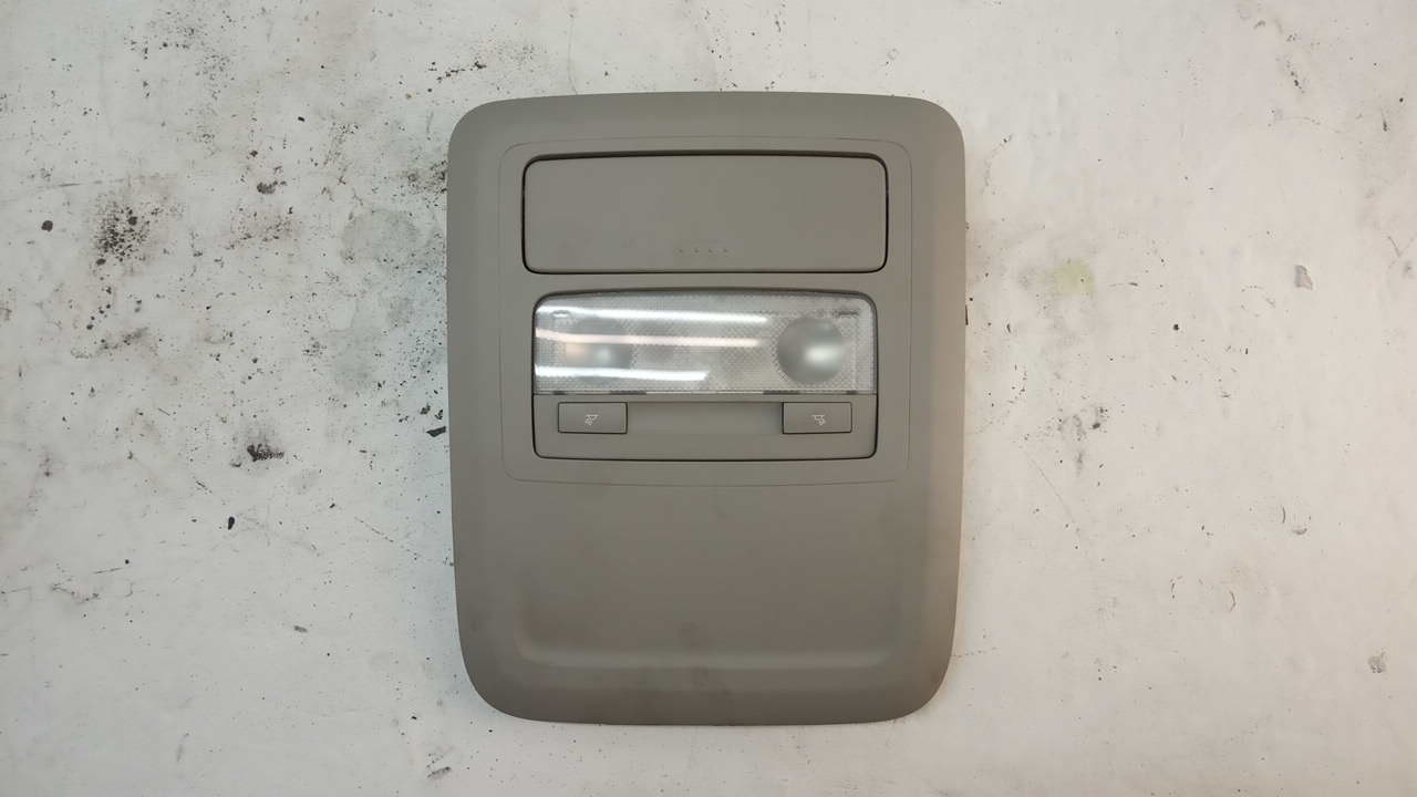 Плафон салонный