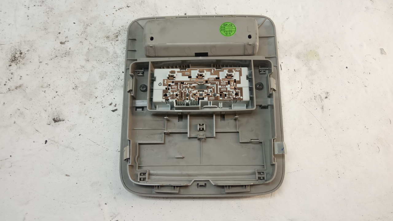 Плафон салонный