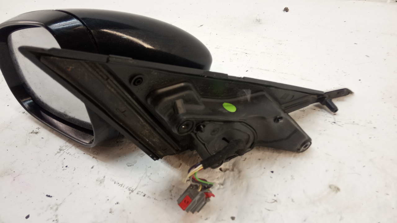 Зеркало левое электрическое