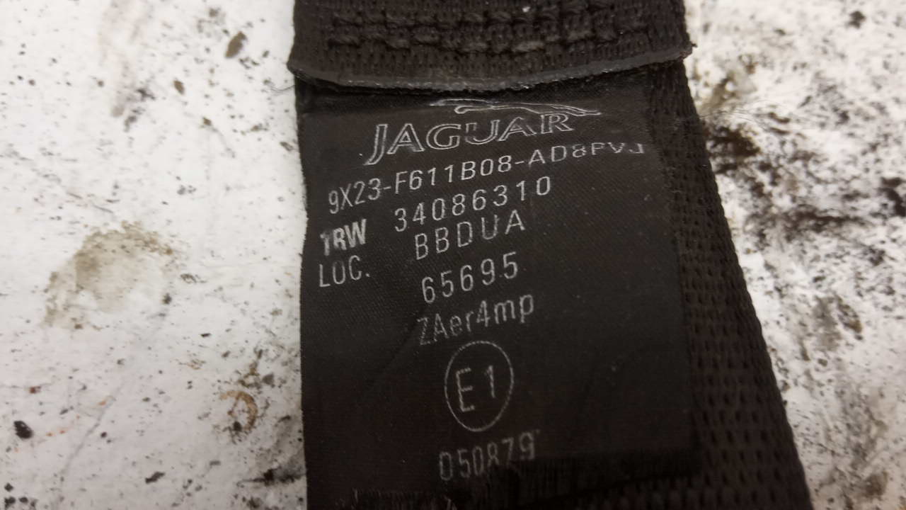 Ремень безопасности с пиропатроном