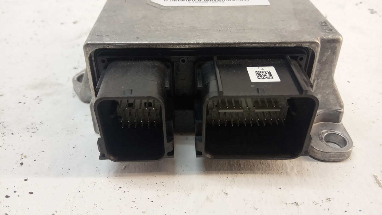 Блок управления подушек безопасности (AIR BAG)