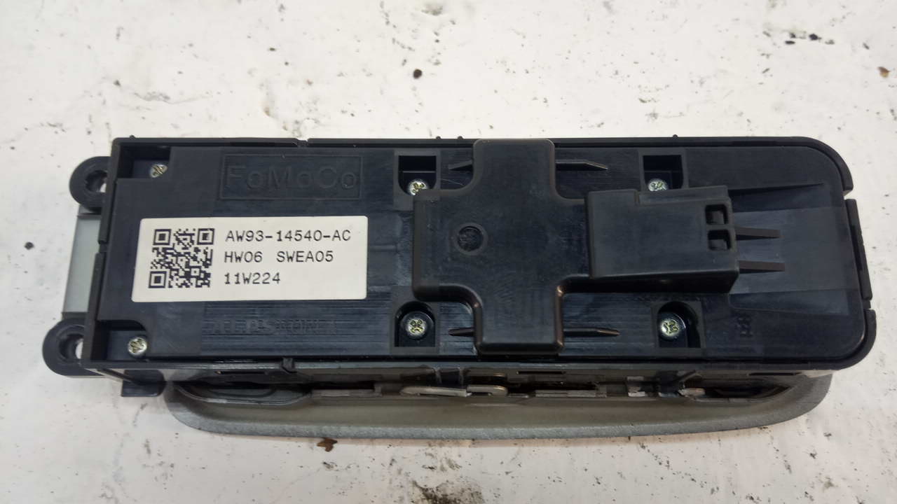 Блок управления стеклоподъемниками