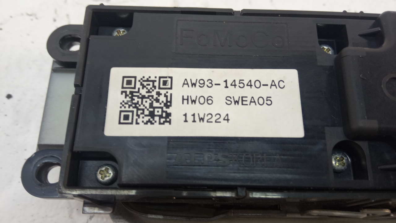 Блок управления стеклоподъемниками