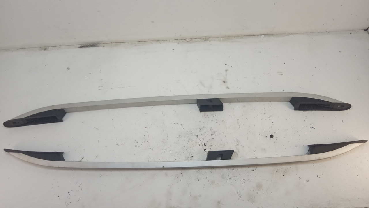 Рейлинги (релинг) к-кт (планки на крышу)