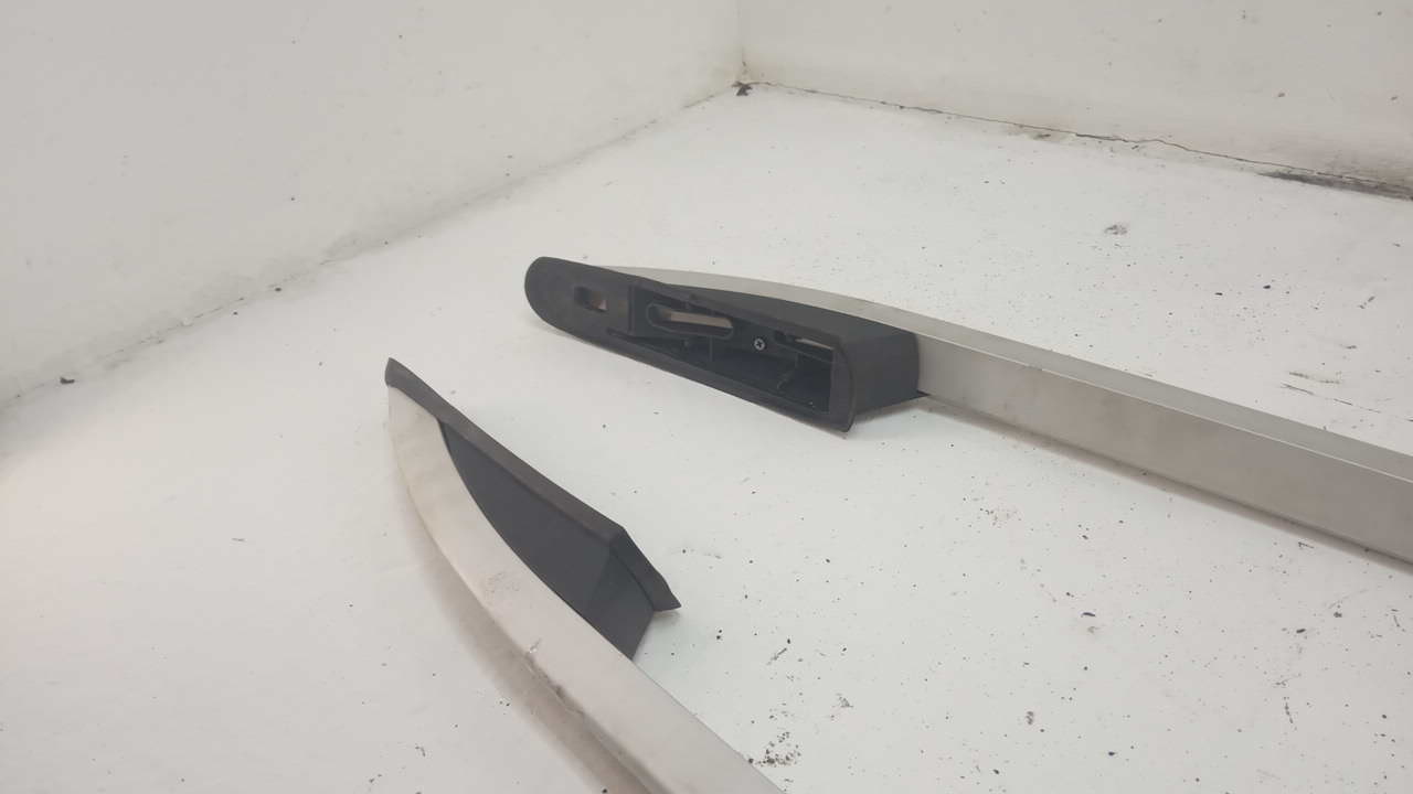 Рейлинги (релинг) к-кт (планки на крышу)