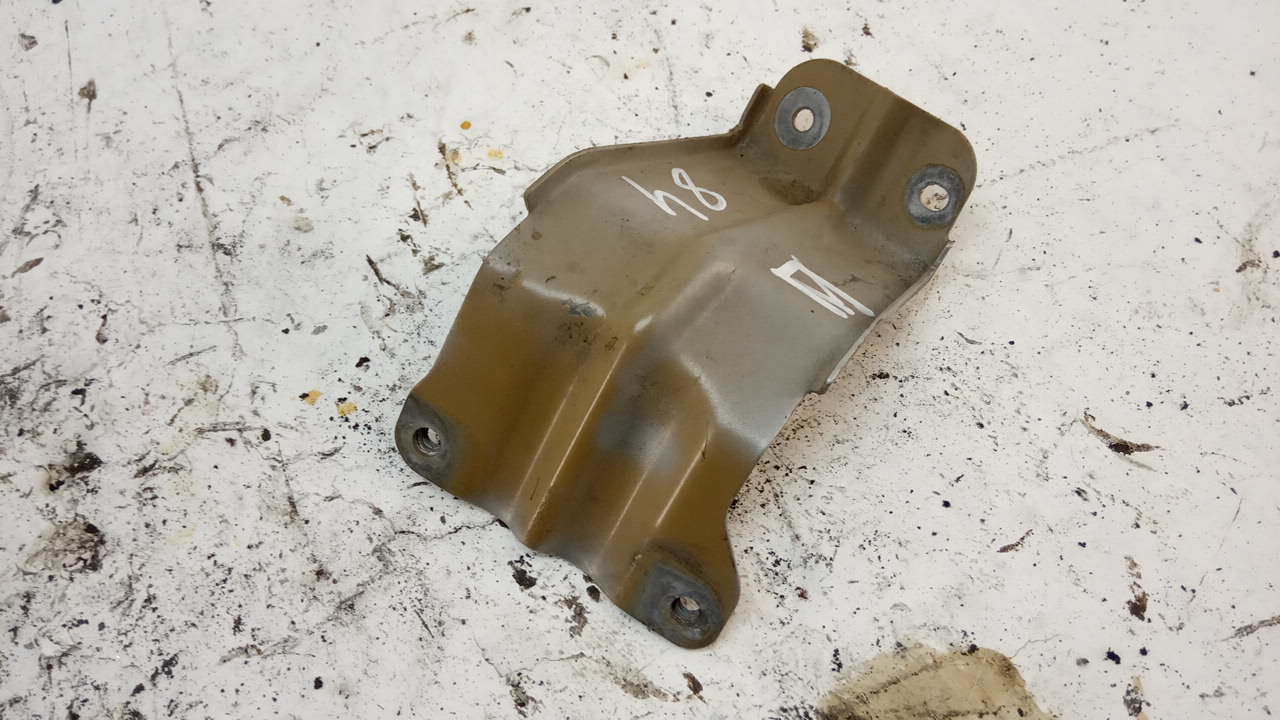 Кронштейн крепления крыла