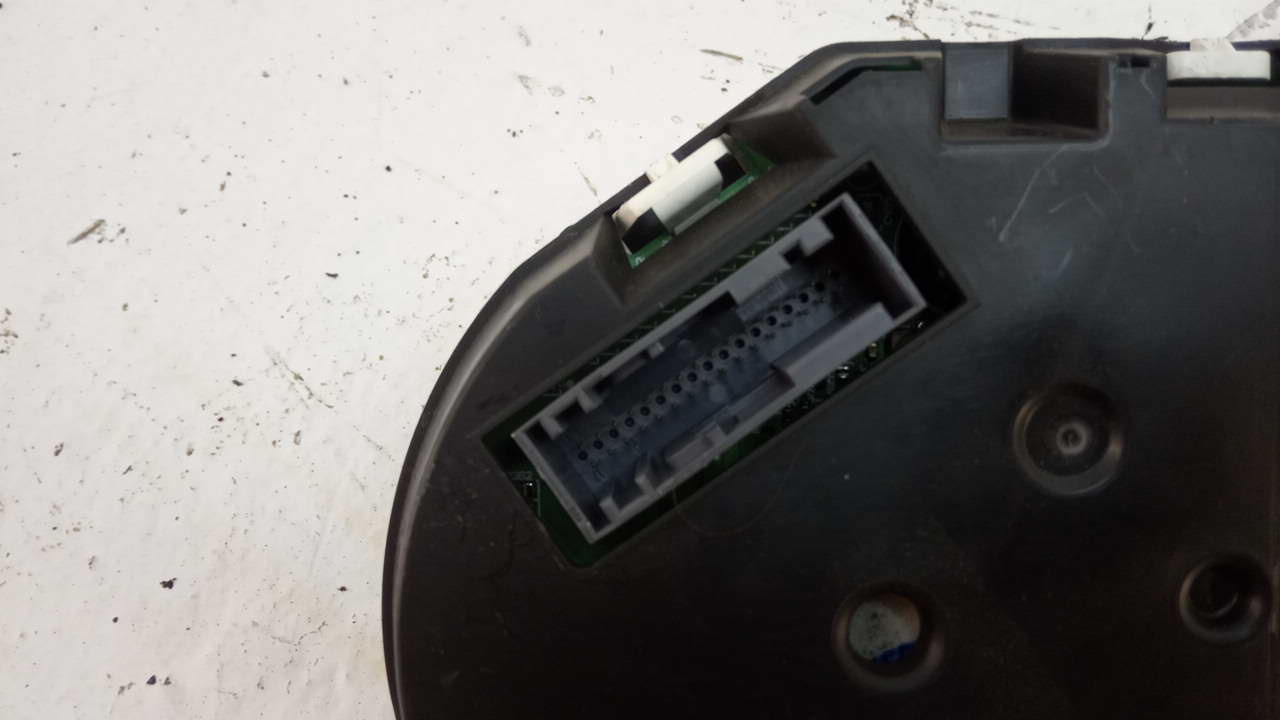 Панель приборов