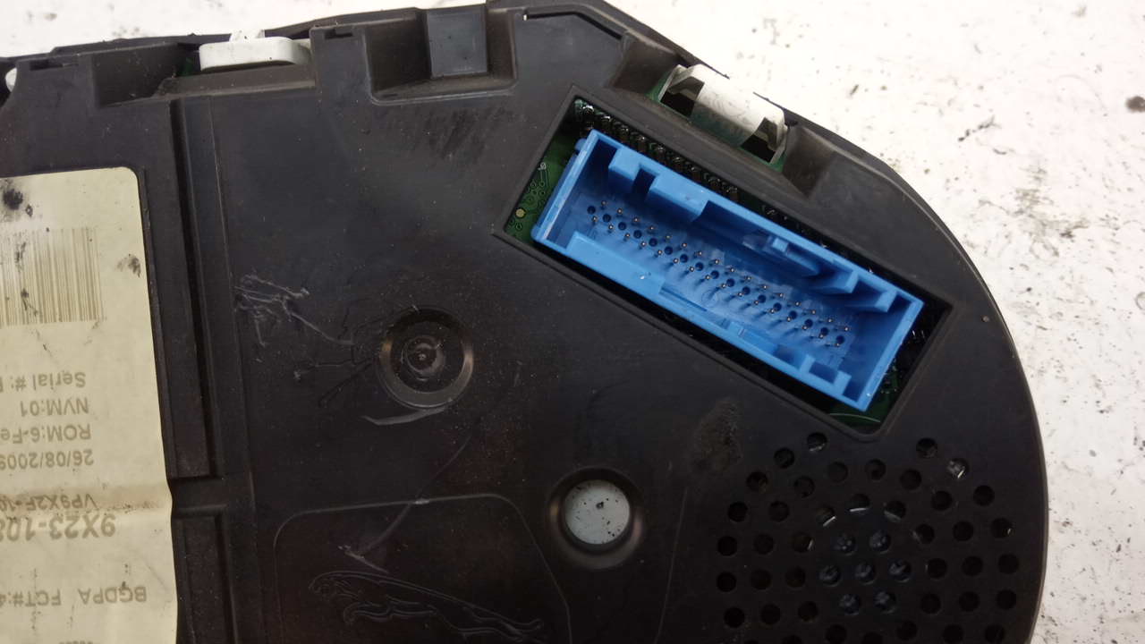 Панель приборов