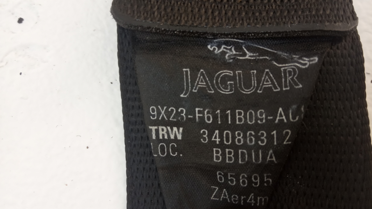 Ремень безопасности с пиропатроном