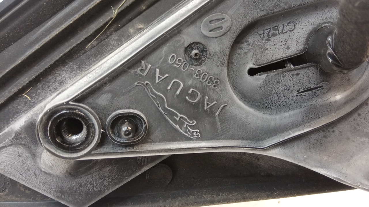 Зеркало правое электрическое