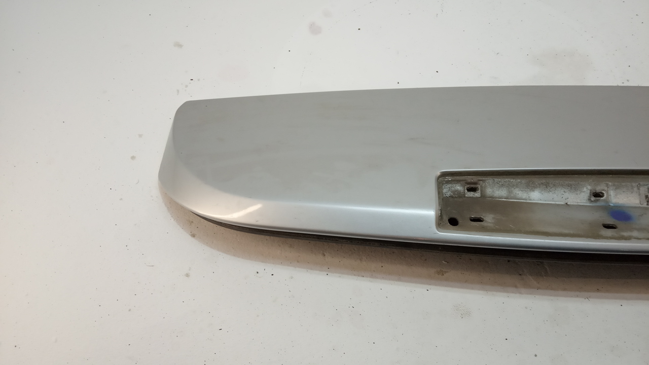 Спойлер (дефлектор) крышки багажника