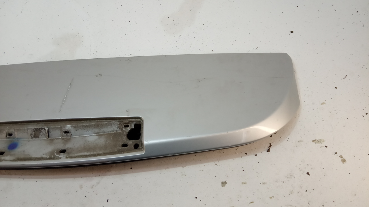 Спойлер (дефлектор) крышки багажника