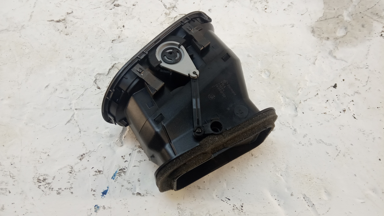 Дефлектор воздушный