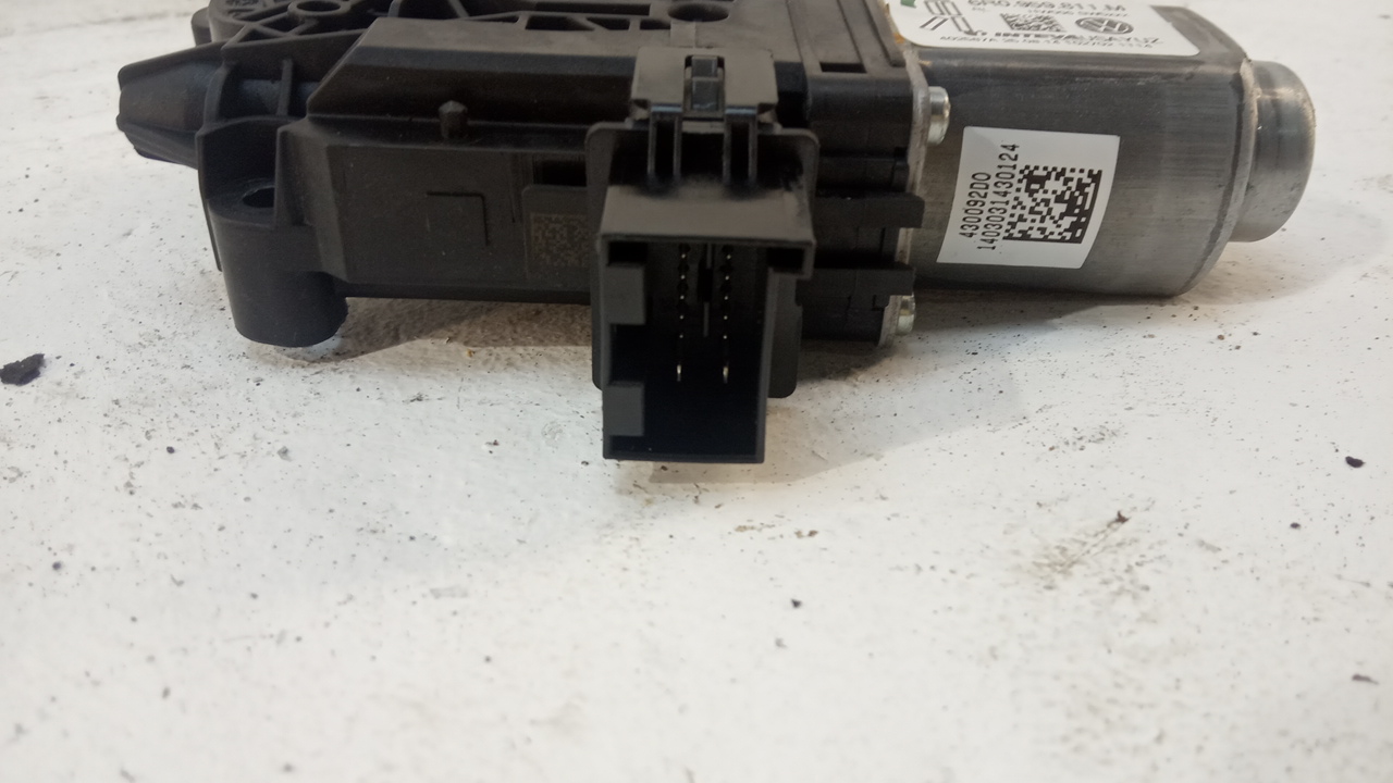 Моторчик стеклоподъемника