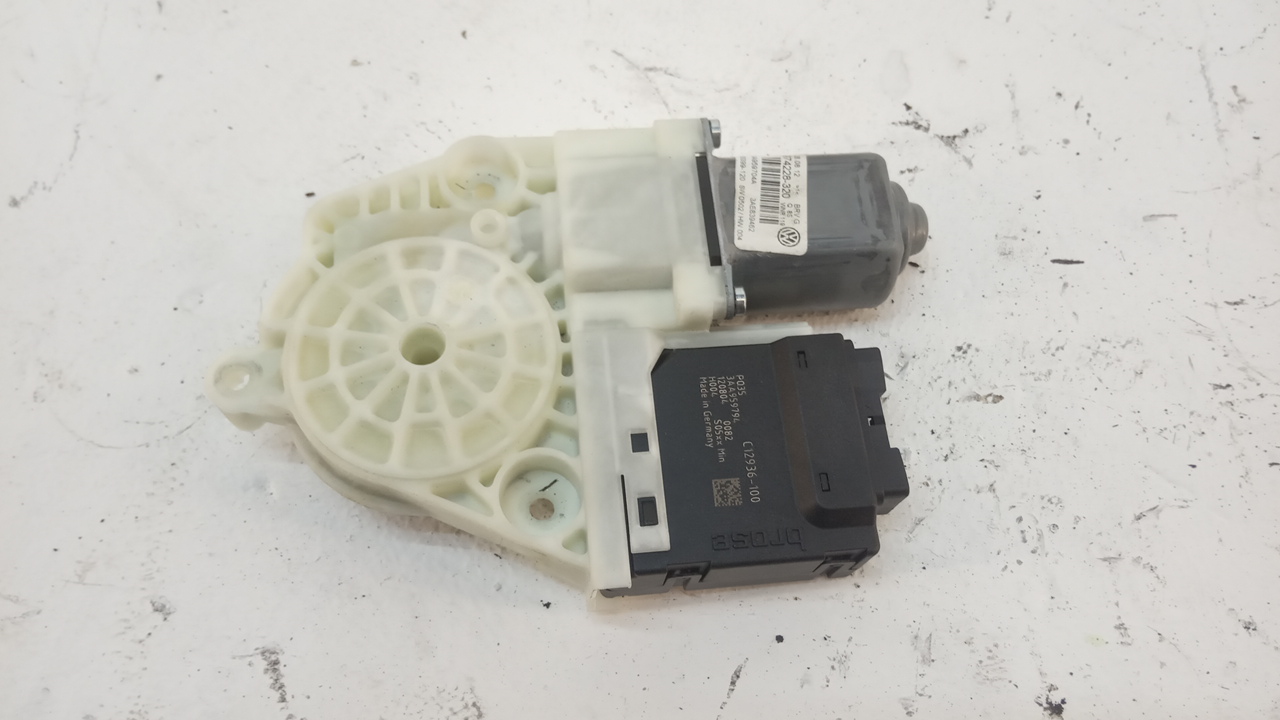 Моторчик стеклоподъемника