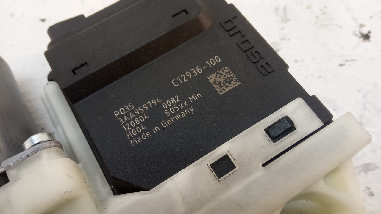 Моторчик стеклоподъемника