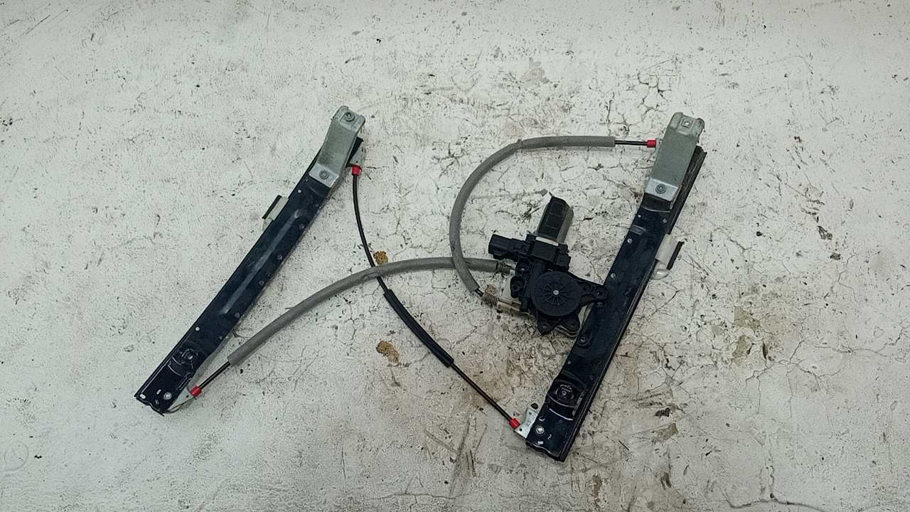 Стеклоподъемник электр. передний правый