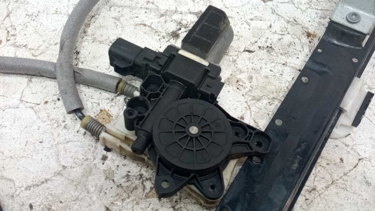 Стеклоподъемник электр. передний правый