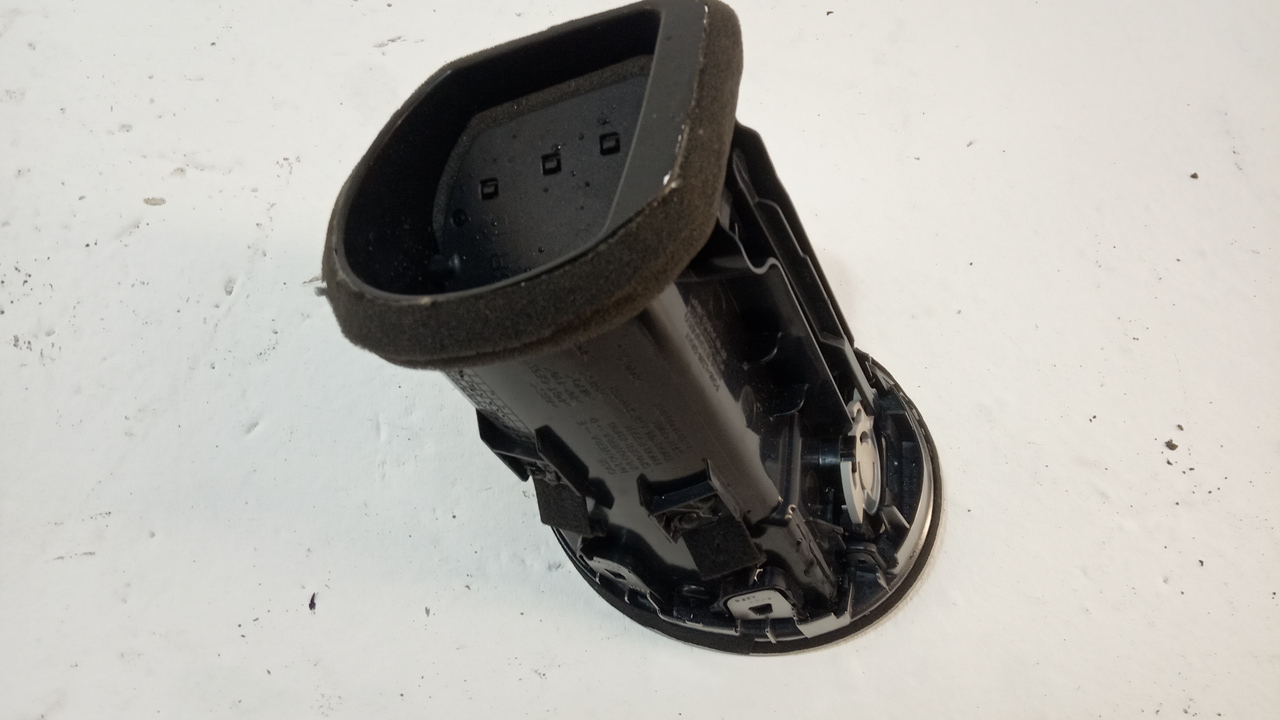 Дефлектор воздушный