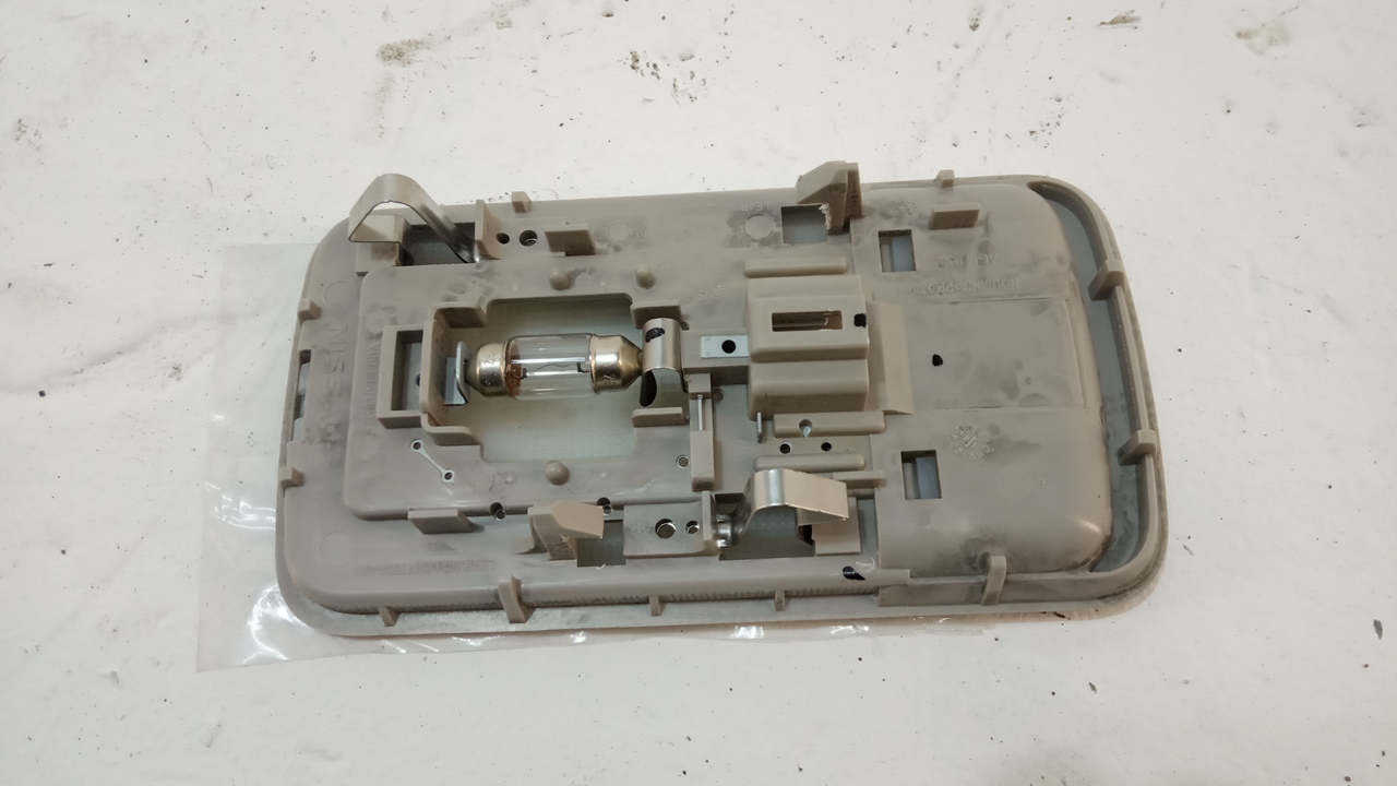 Плафон салонный