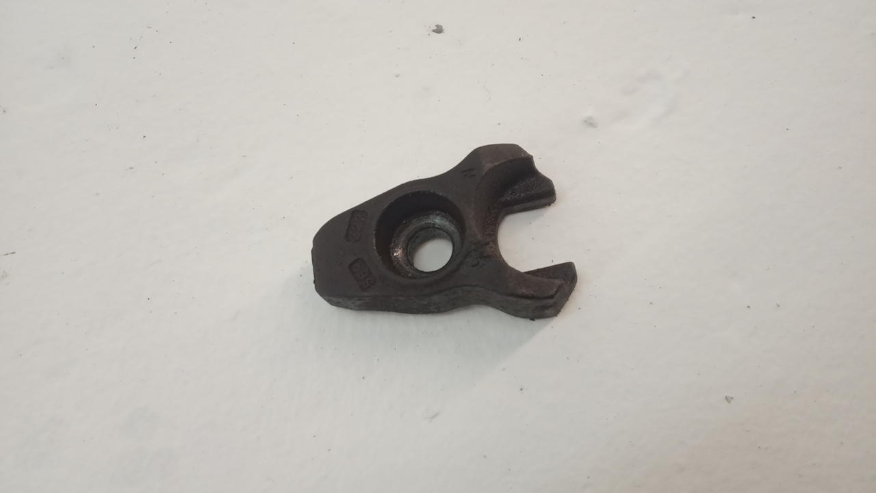 Кронштейн форсунки