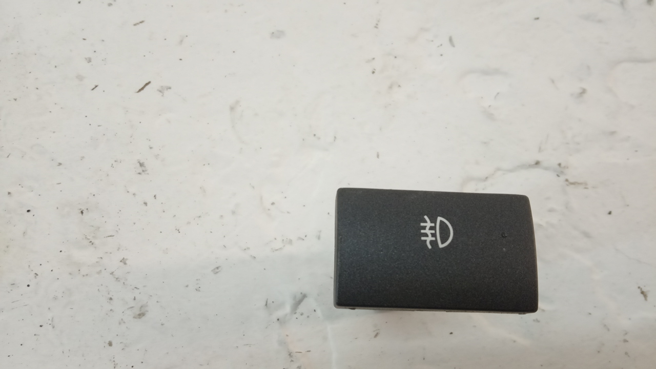 Кнопка света противотуманных фар