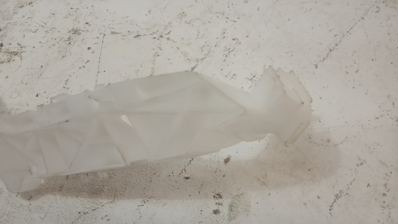 Кронштейн заднего бампера левый