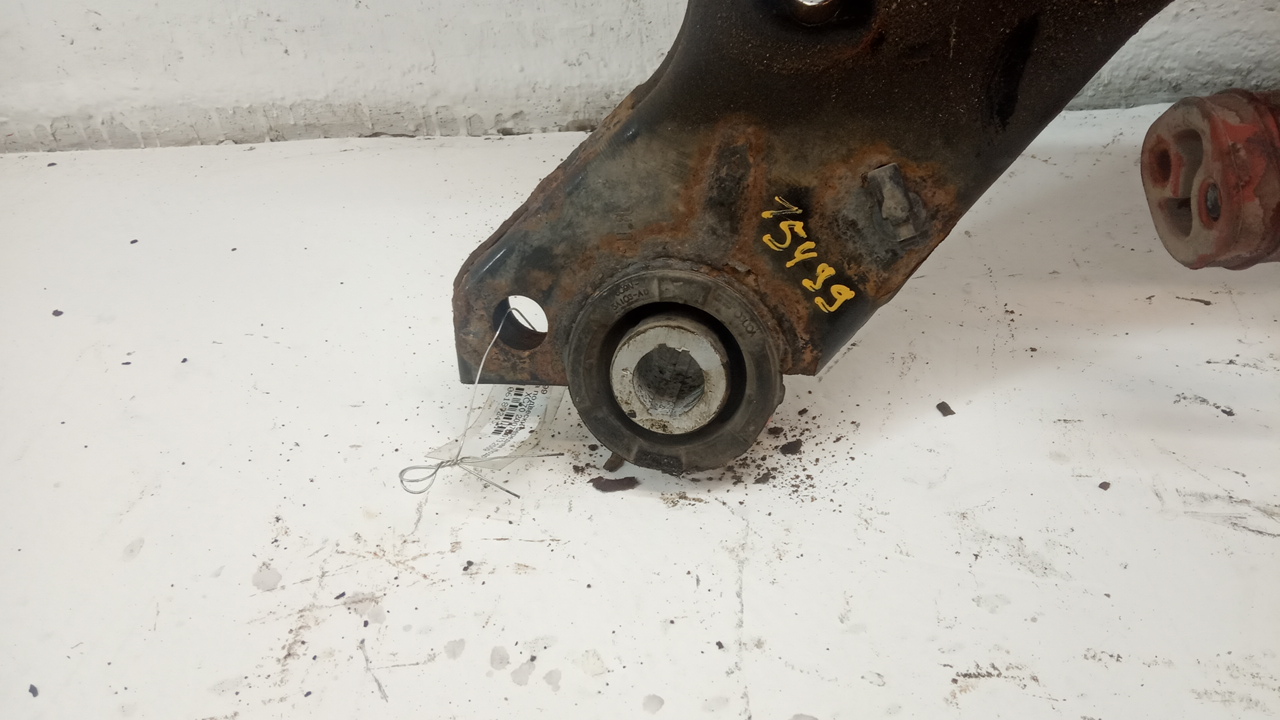 Балка подмоторная