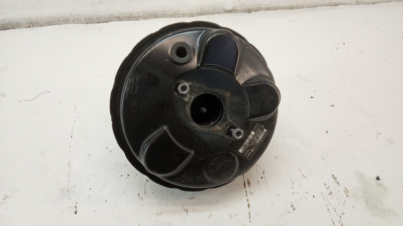 Усилитель тормозов вакуумный