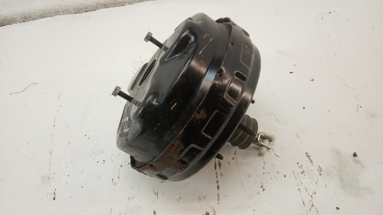 Усилитель тормозов вакуумный