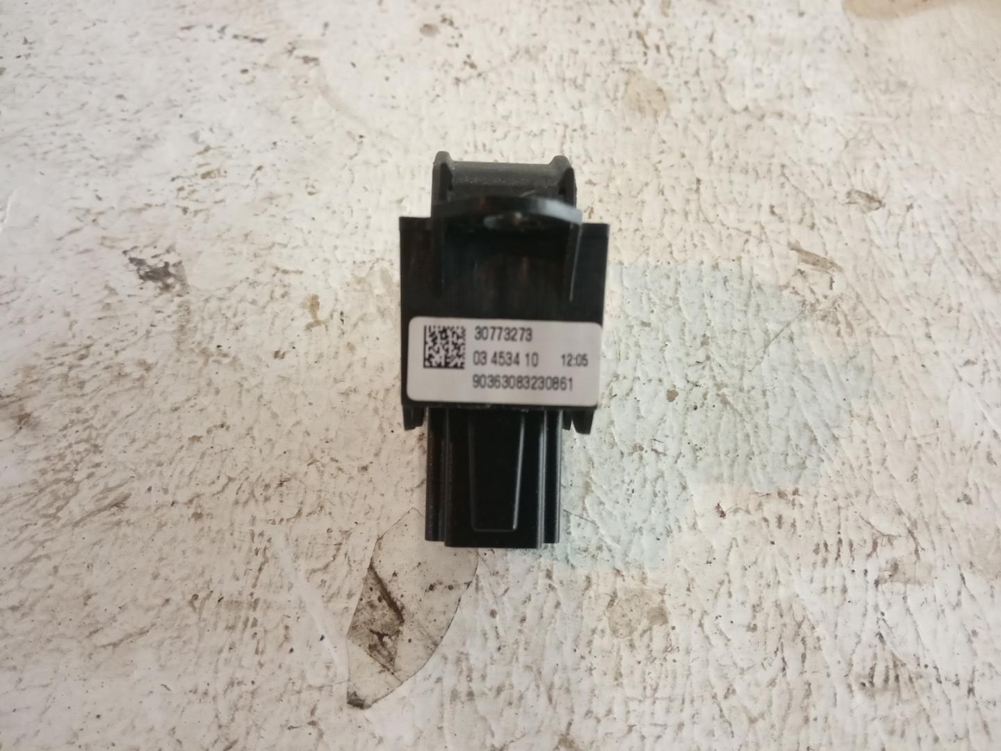 Кнопка стеклоподъемника