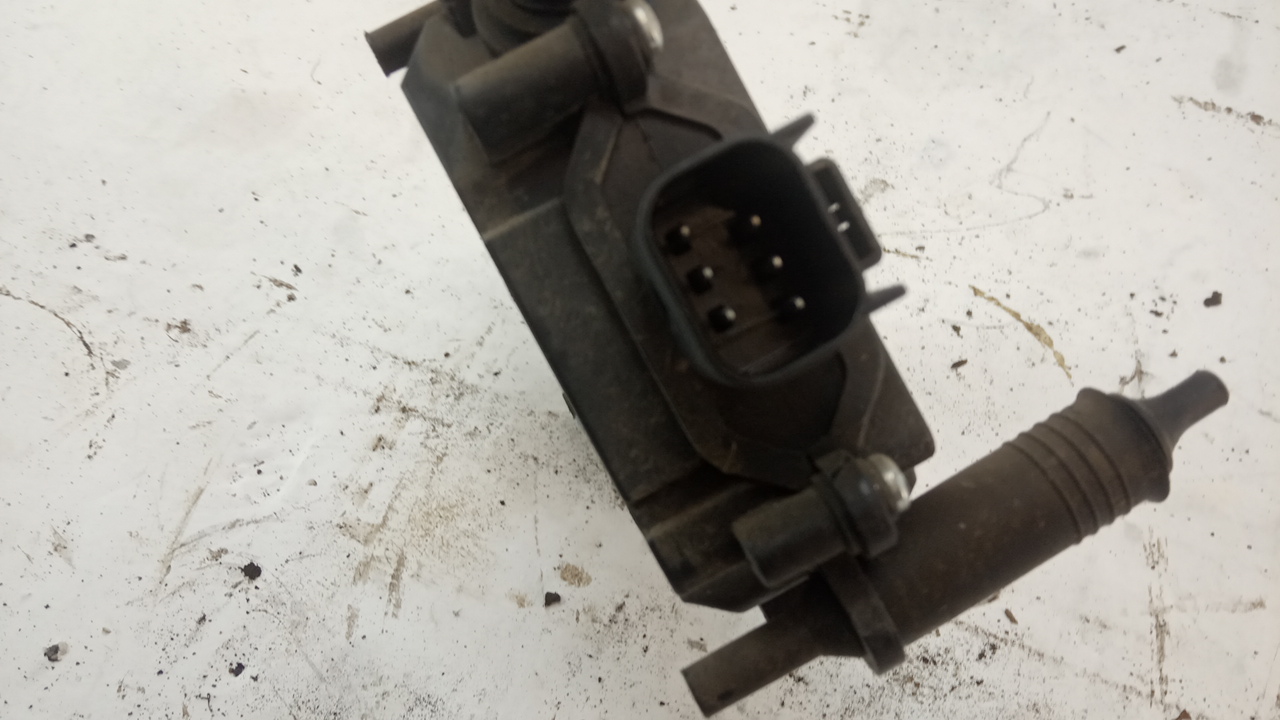 Активатор замка двери