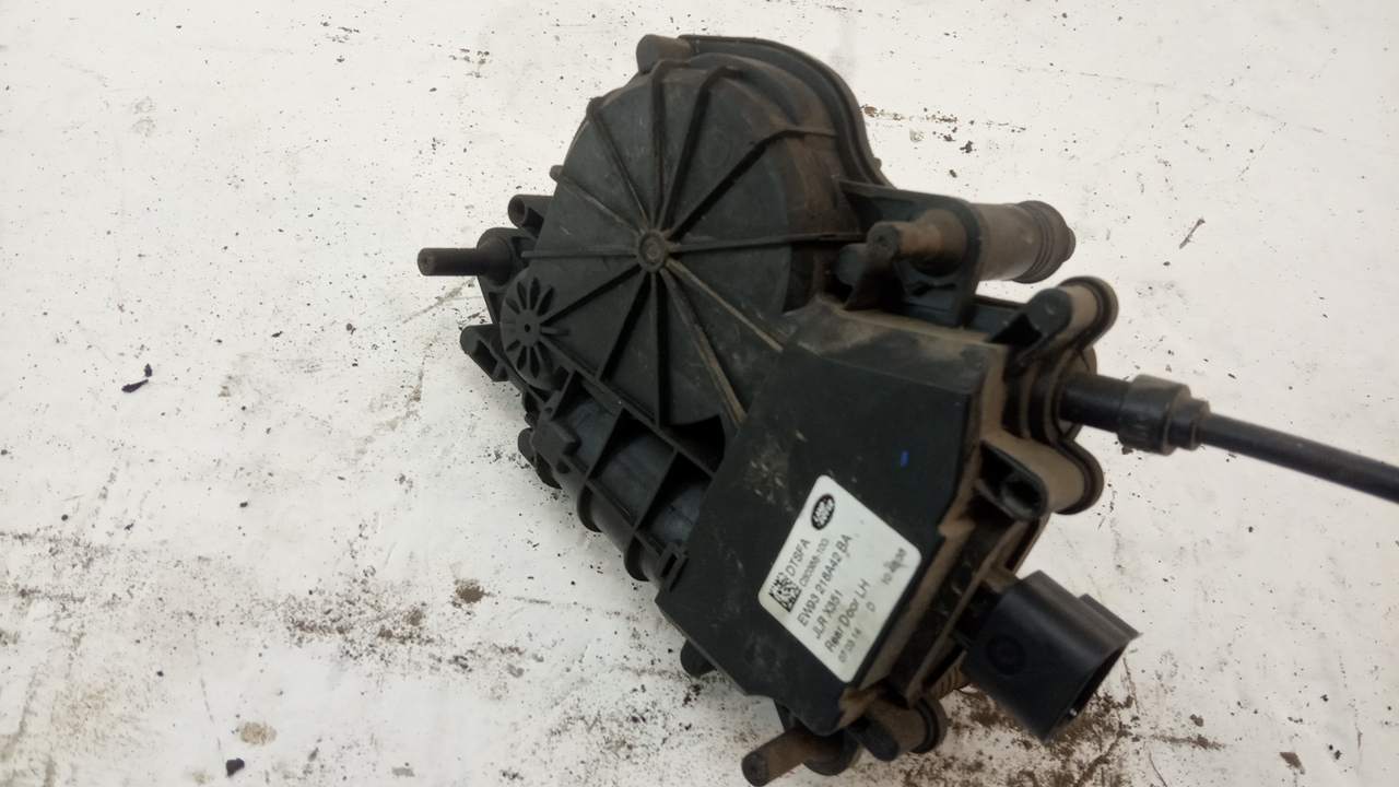 Активатор замка двери