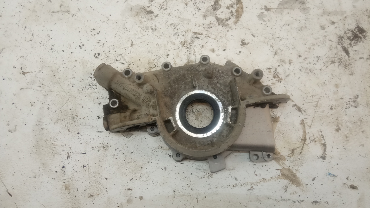 Насос масляный