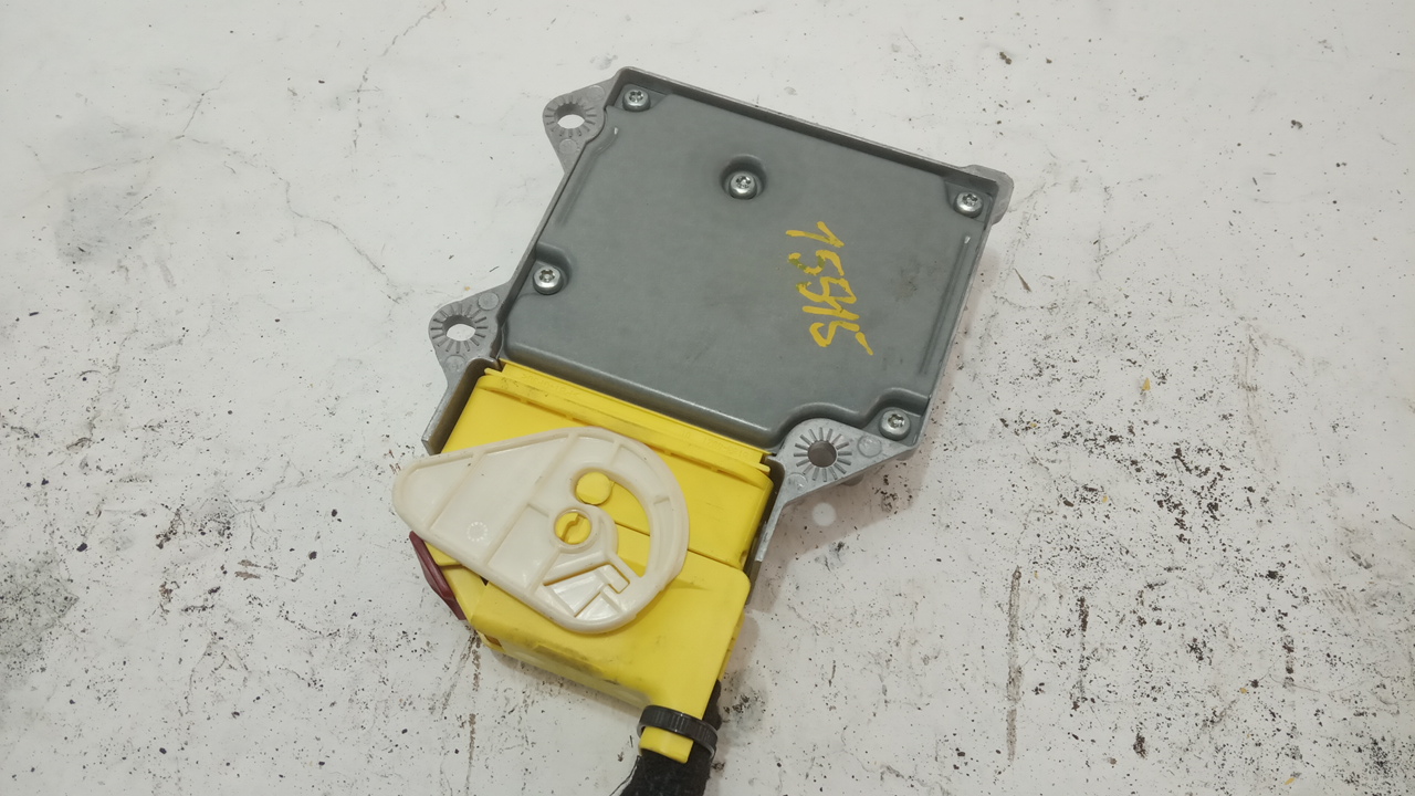 Блок управления подушек безопасности (AIR BAG)