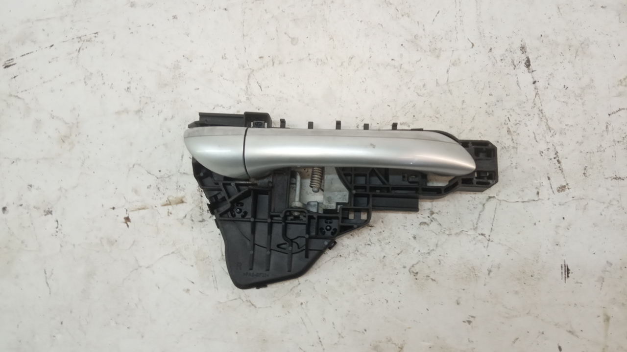 Ручка двери наружная правая