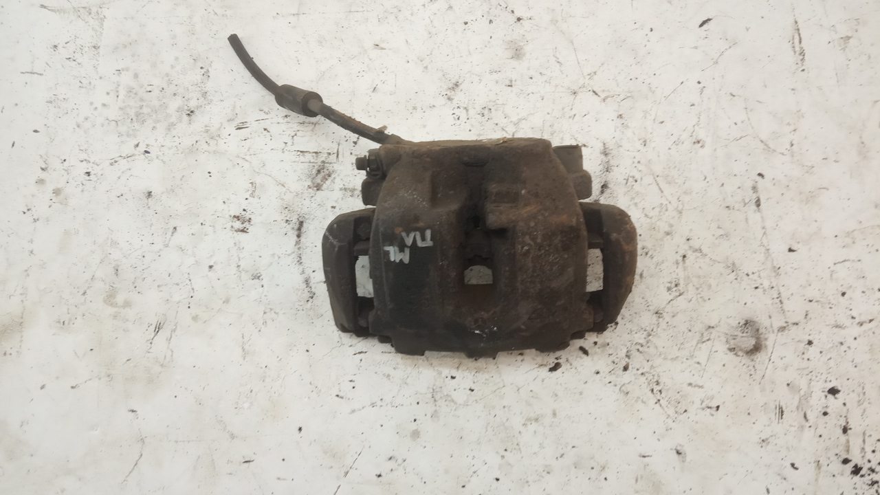 Суппорт передний левый