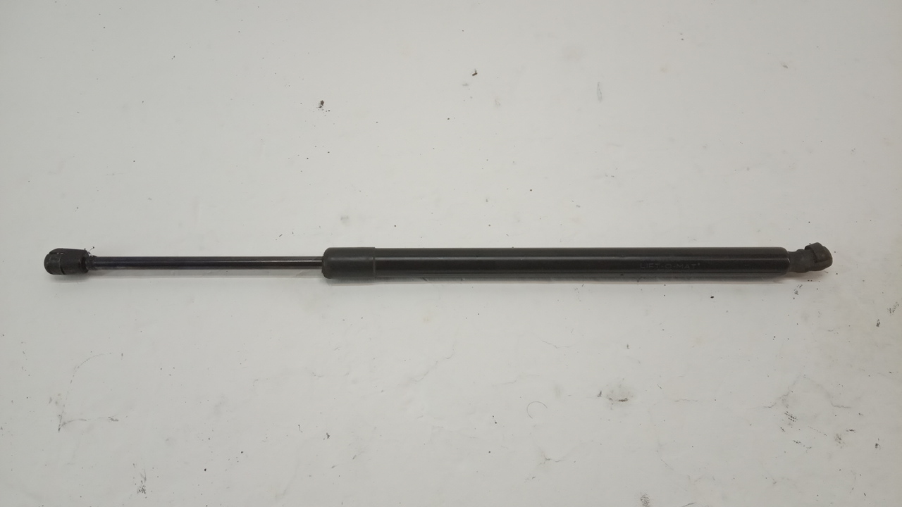 Амортизатор двери багажника