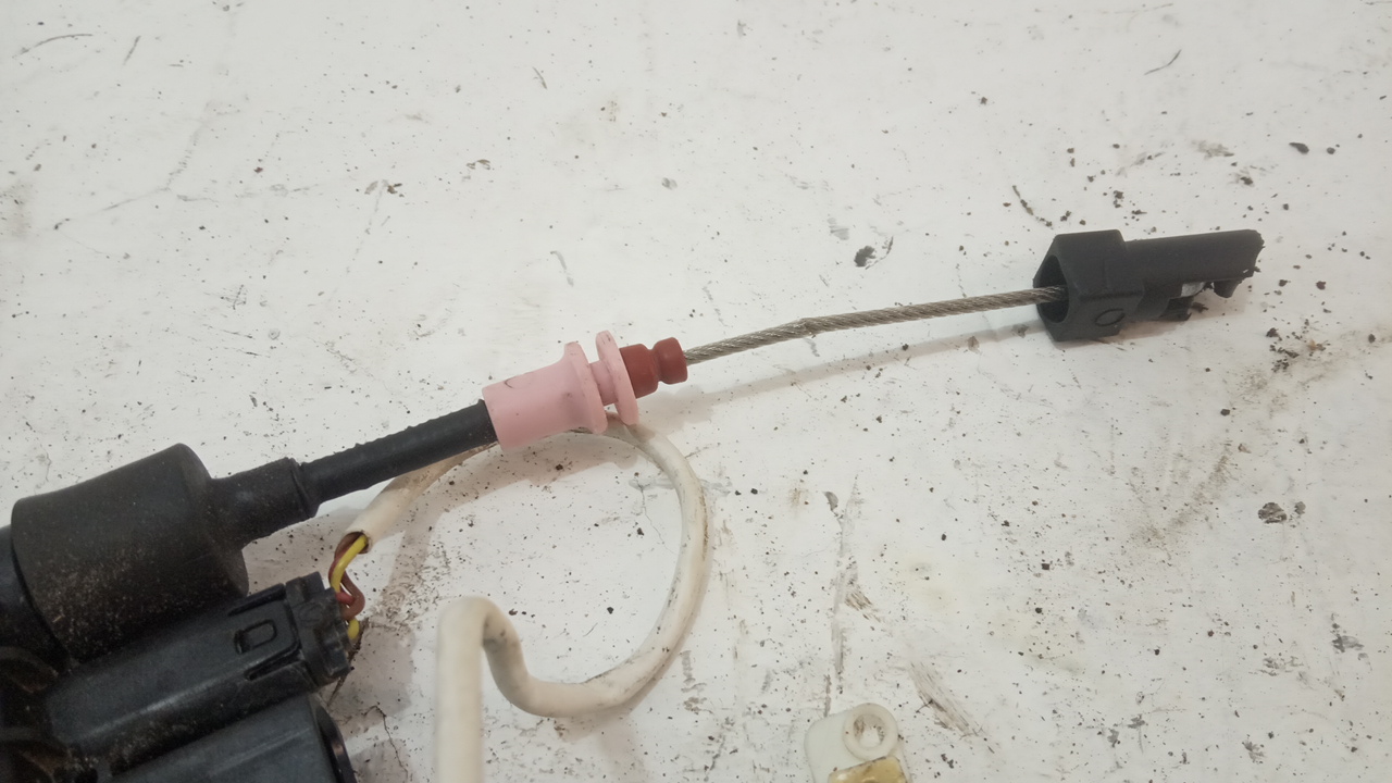 Активатор замка двери