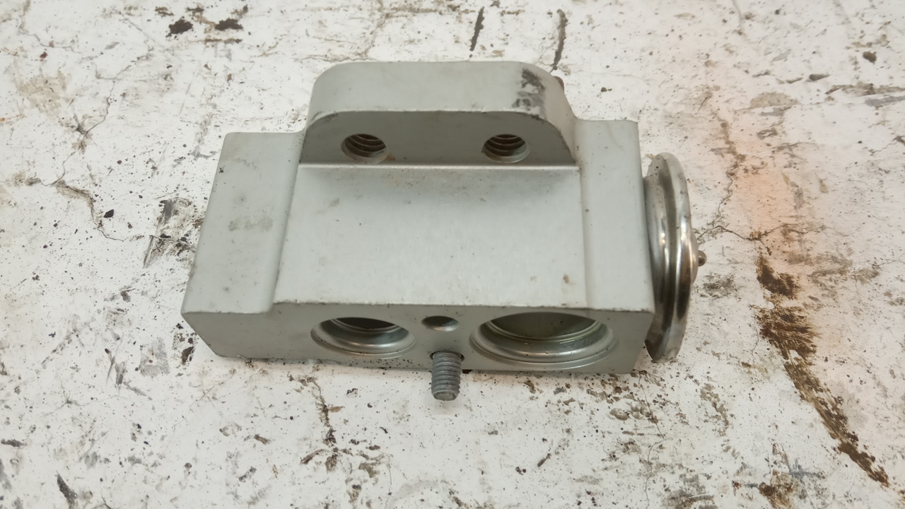 Клапан кондиционера