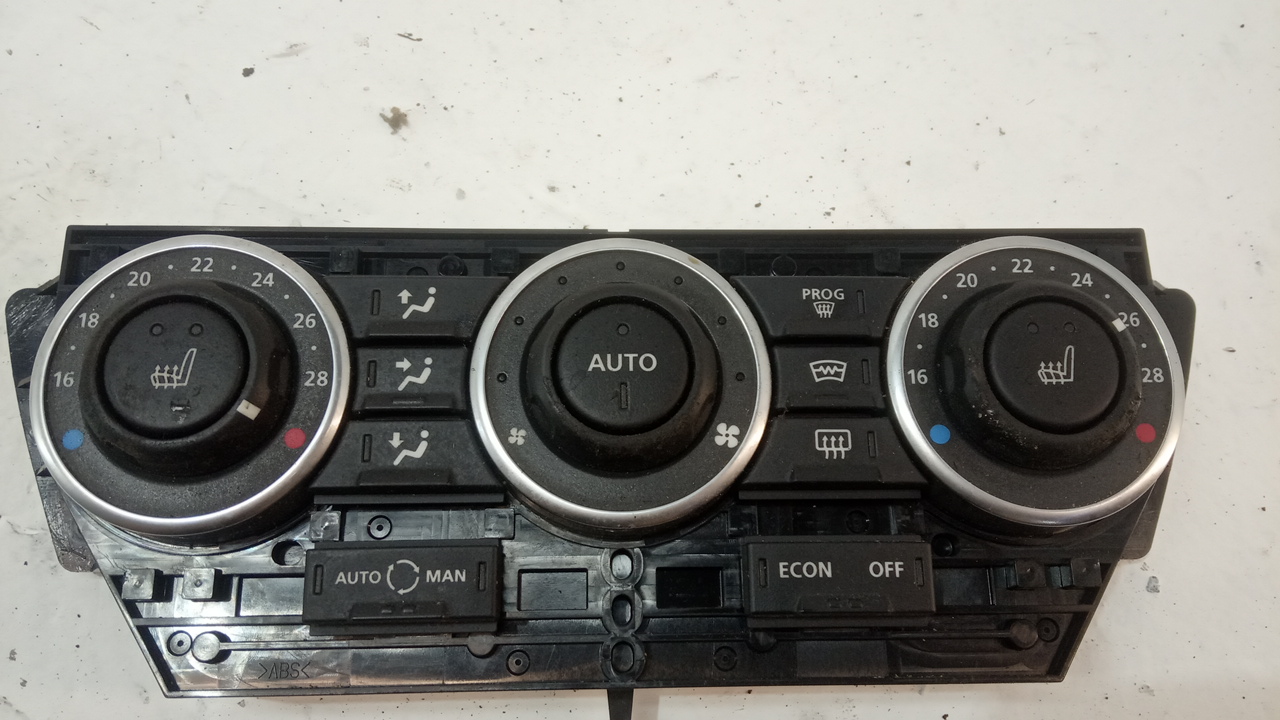 Блок управления климатической установкой