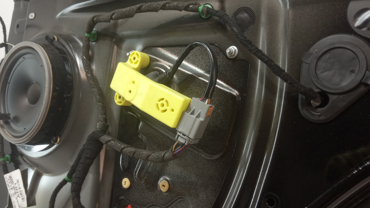 Моторчик стеклоподъемника